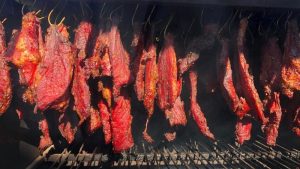 Kinh nghiệm mua thịt trâu gác bếp Tây Bắc đúng chuẩn