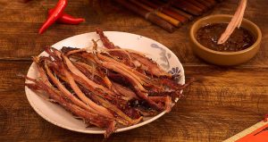 món ăn nổi tiếng tây bắc - Thịt lợn gác bếp